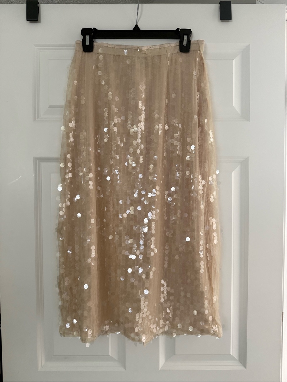 Old Navy Sequined Tulle Midi Skirt in Champagne